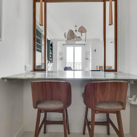 Cosy Family Nest In Montmartre Appartamento Parigi