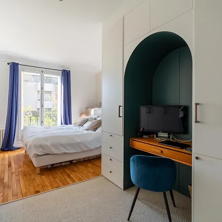 Cosy Family Nest In Montmartre *