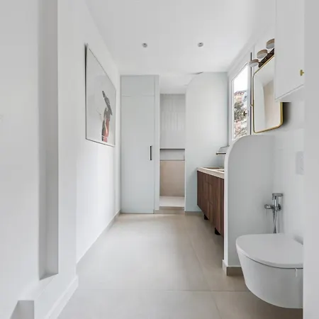 Cosy Family Nest In Montmartre Appartamento Parigi